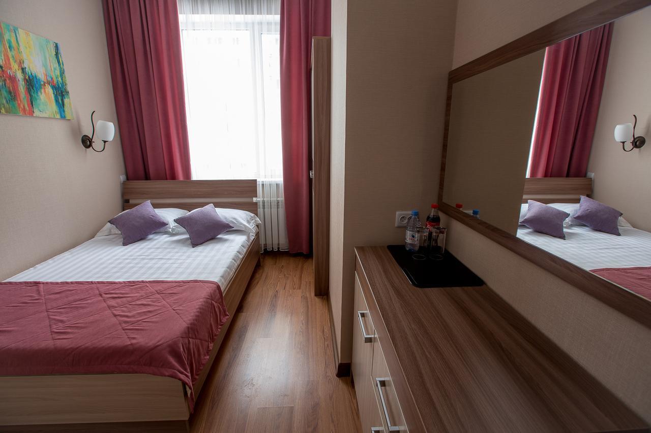 Maxx Inn Astana Exterior foto