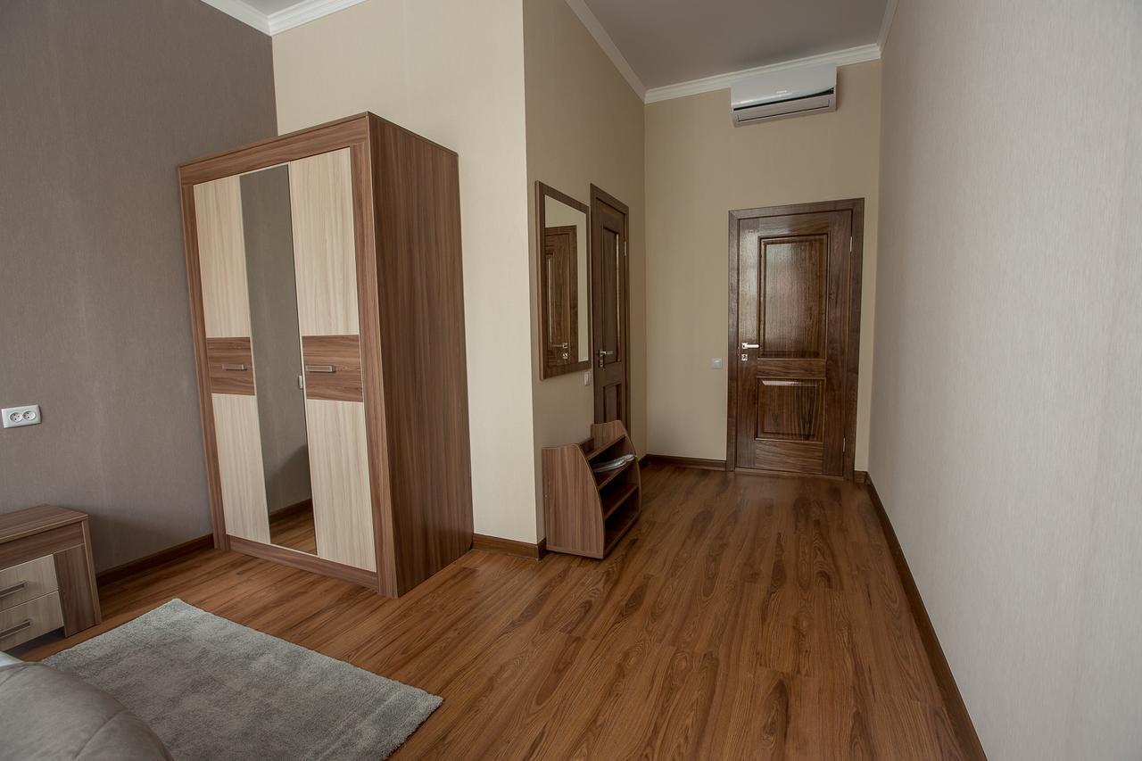 Maxx Inn Astana Exterior foto